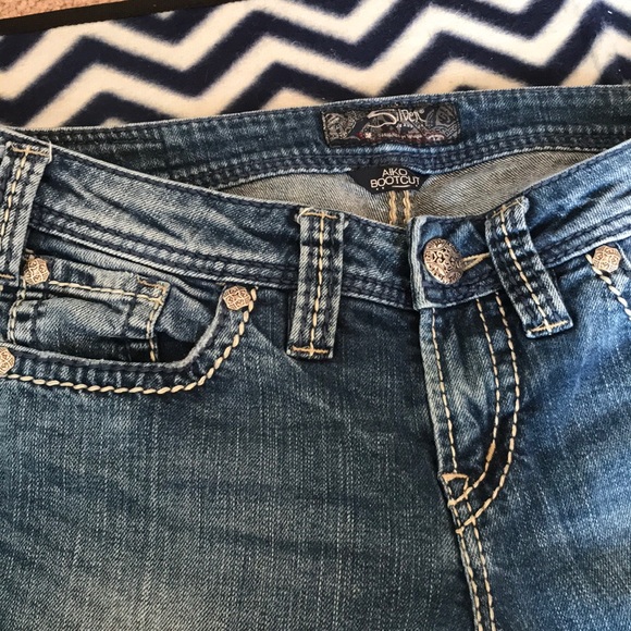 Boot Cut Jeans - Picture 2 of 5